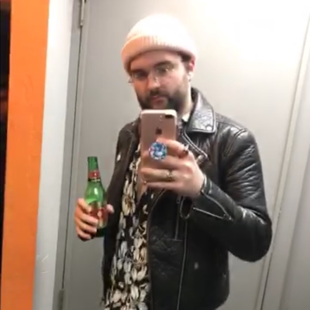 Meet your Posher, Chase